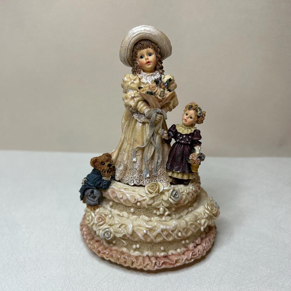 Boyds Bears Wedding Music Box Yesterday’s Child Dollstone 1995